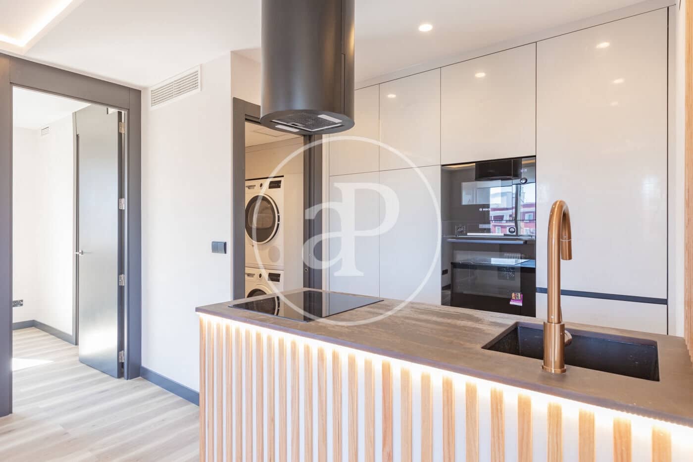 1 sypialnia Apartament na sprzedaż w Miasto Madryt z basenem - 899 000 € (Ref: 9698846)