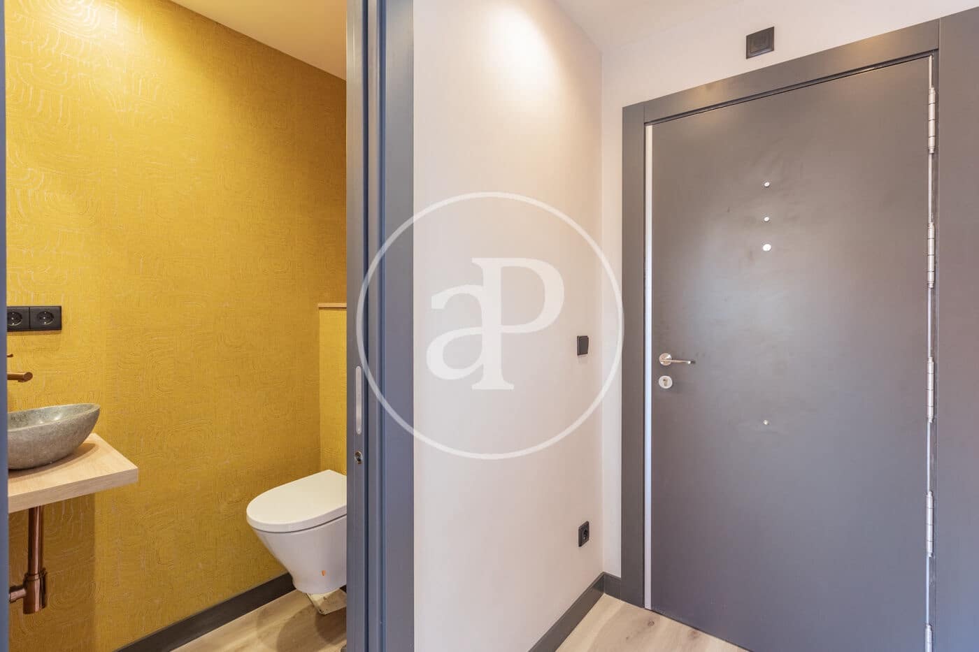 1 sypialnia Apartament na sprzedaż w Miasto Madryt z basenem - 899 000 € (Ref: 9698846)