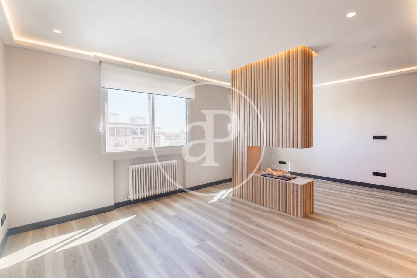 1 sypialnia Apartament na sprzedaż w Miasto Madryt z basenem - 899 000 € (Ref: 9698846)