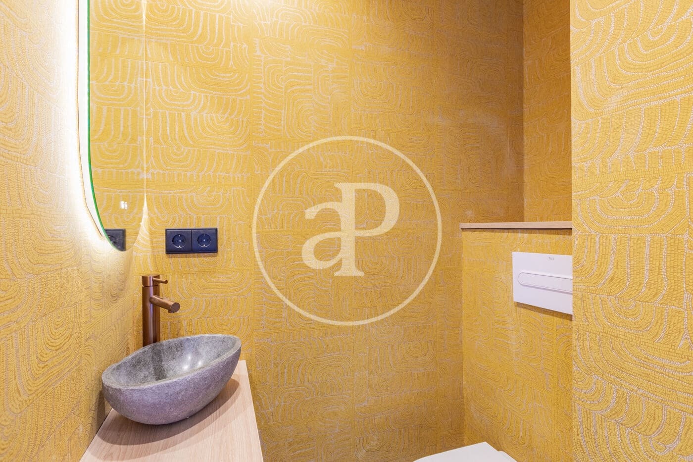 1 sypialnia Apartament na sprzedaż w Miasto Madryt z basenem - 899 000 € (Ref: 9698846)