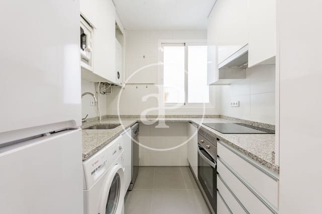 2 slaapkamer Appartement te koop in Castellana, Madrid stad - € 970.000 (Ref: 9701643)