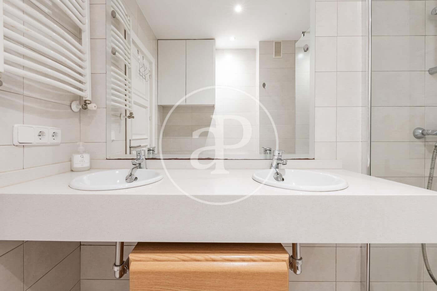 2 slaapkamer Appartement te koop in Madrid stad - € 970.000 (Ref: 9701643)