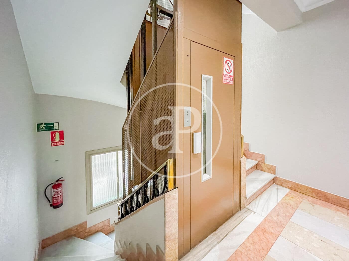 2 bedroom Apartment for sale in Madrid city - € 970,000 (Ref: 9701643)