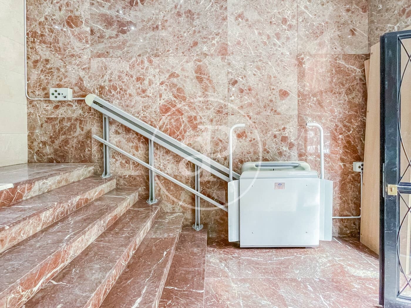 2 bedroom Apartment for sale in Madrid city - € 970,000 (Ref: 9701643)