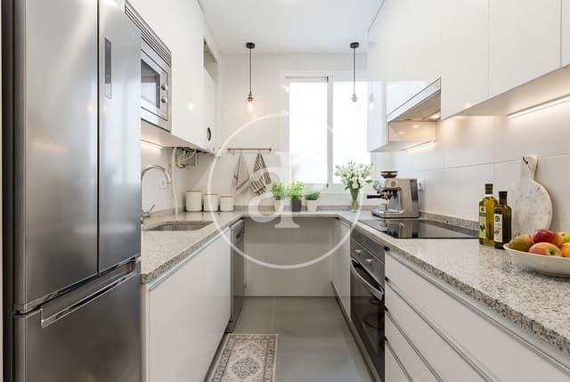 2 sovrum Lägenhet till salu i Castellana, Madrid stad - 970 000 € (Ref: 9701643)