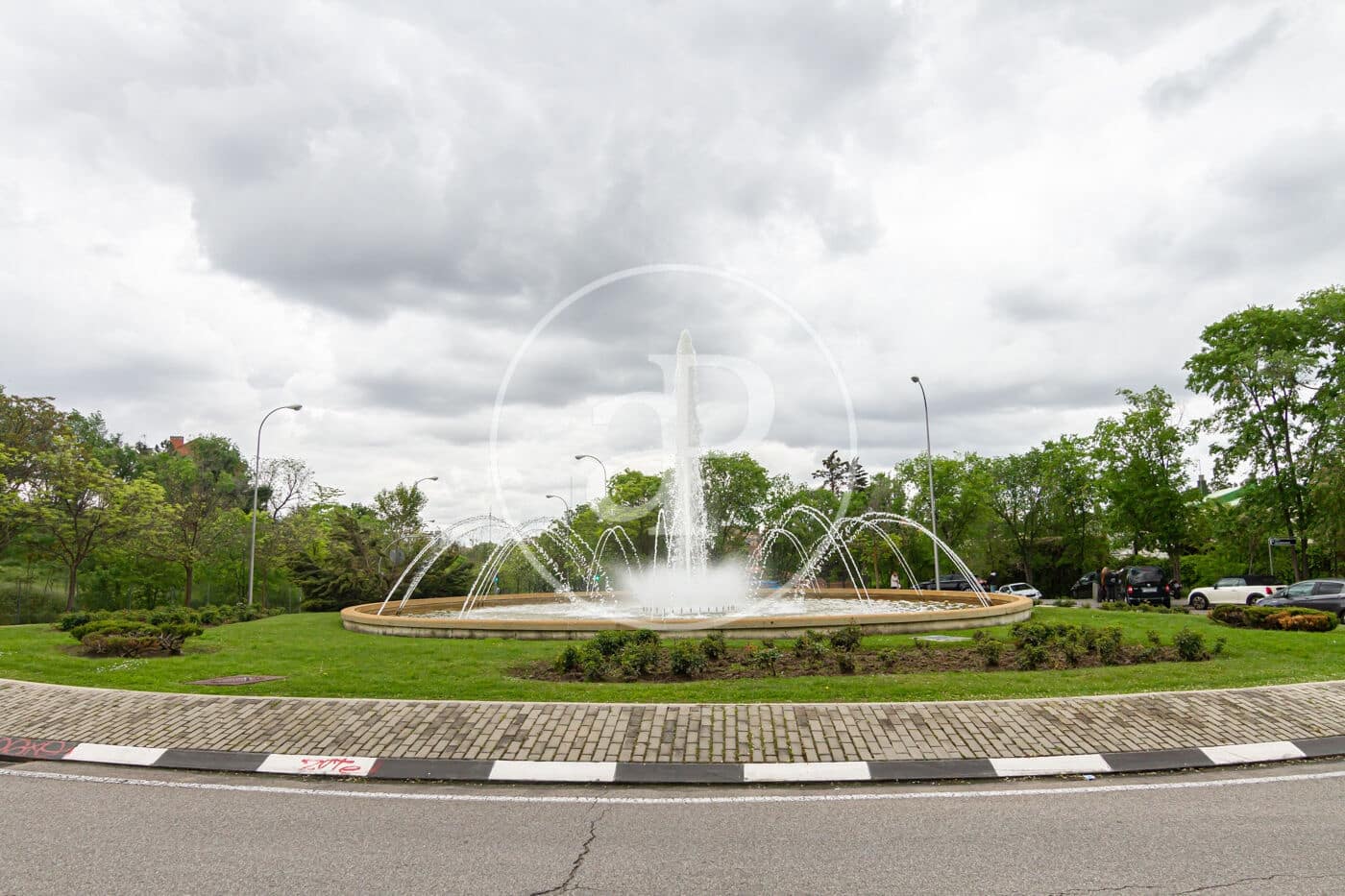 5 bedroom Villa for sale in Madrid city with pool - € 4,150,000 (Ref: 9701644)