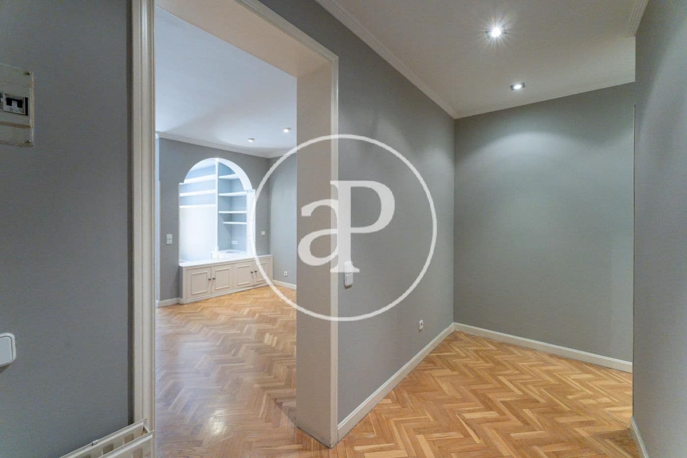 2 bedroom Apartment for rent in Madrid city - € 1,950 (Ref: 9701647)