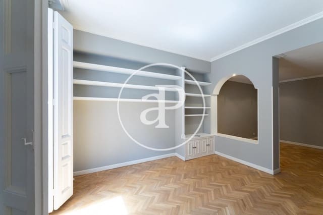 2 camera da letto Appartamento da affittare in Universidad, Madrid città - 1.950 € (Rif: 9701647)