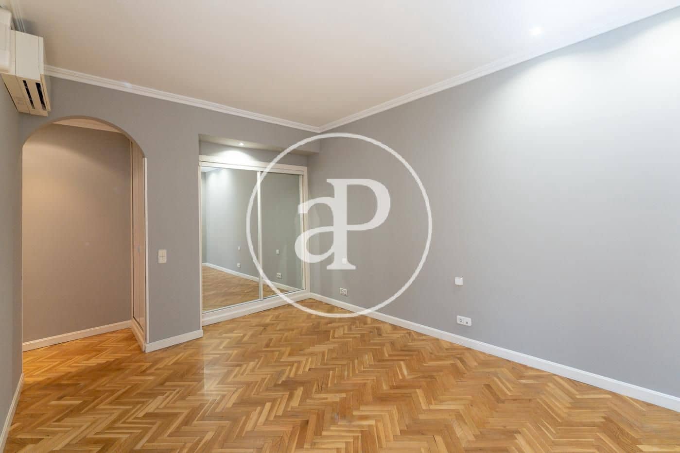 2 bedroom Apartment for rent in Madrid city - € 1,950 (Ref: 9701647)