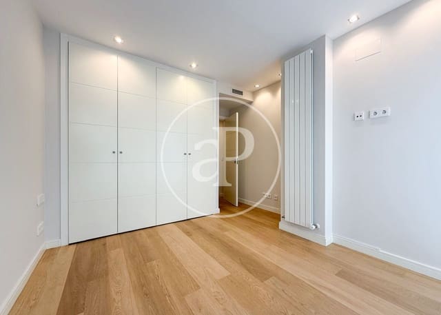 Apartamento de 2 habitaciones en Recoletos, Madrid ciudad en venta - 1.990.000 € (Ref: 9701648)