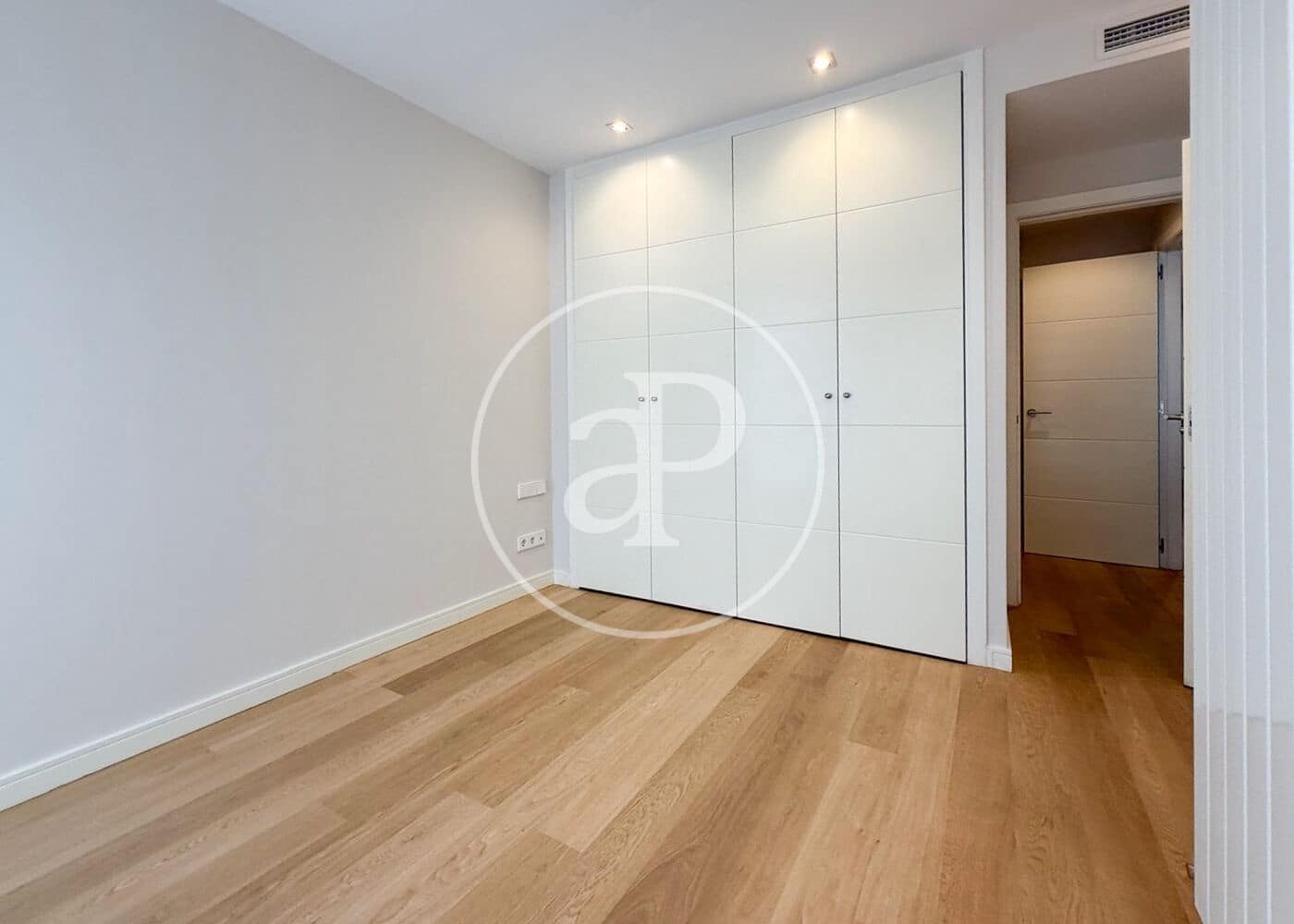 2 bedroom Apartment for sale in Madrid city - € 1,990,000 (Ref: 9701648)