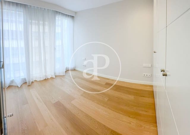 Apartamento de 2 habitaciones en Recoletos, Madrid ciudad en venta - 1.990.000 € (Ref: 9701648)