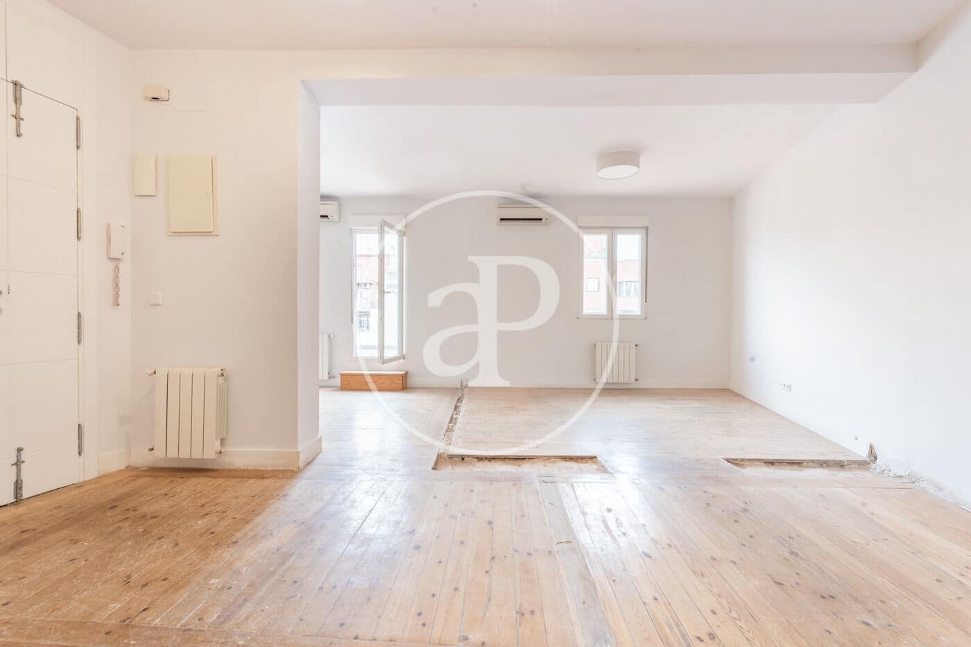 3 bedroom Penthouse for sale in Madrid city - € 2,180,000 (Ref: 9711980)