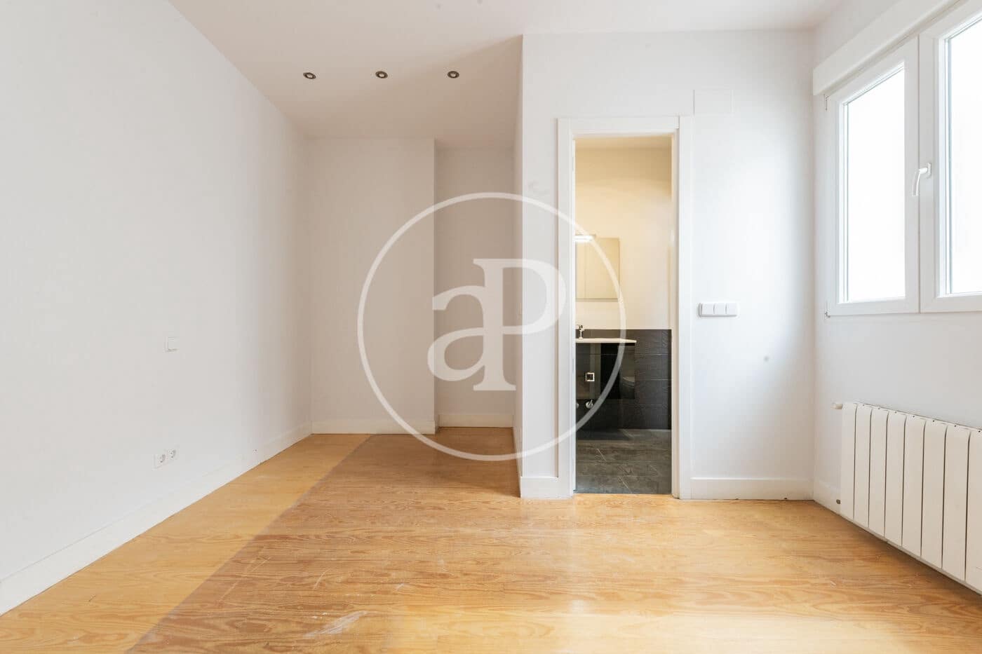 3 bedroom Penthouse for sale in Madrid city - € 2,180,000 (Ref: 9711980)