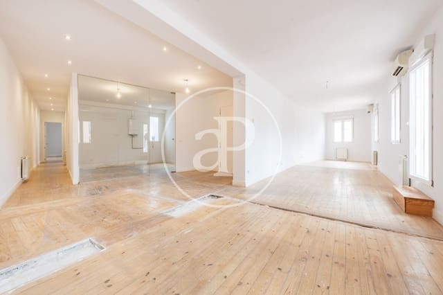 3 soverom Penthouse til salgs i Almagro, Madrid by - € 1 850 000 (Ref: 9711980)