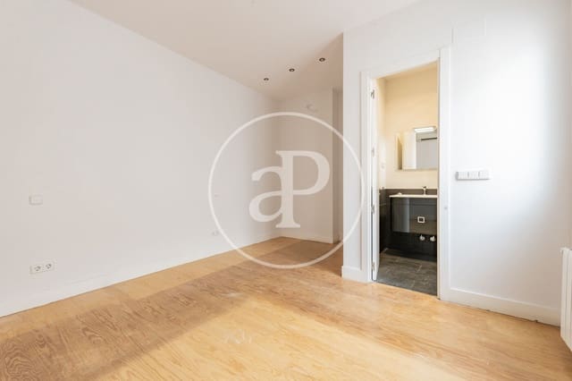 3 soverom Penthouse til salgs i Almagro, Madrid by - € 1 850 000 (Ref: 9711980)