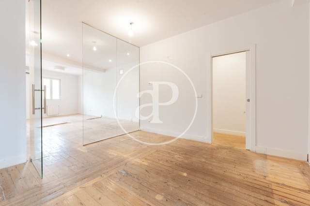 3 soverom Penthouse til salgs i Almagro, Madrid by - € 1 850 000 (Ref: 9711980)
