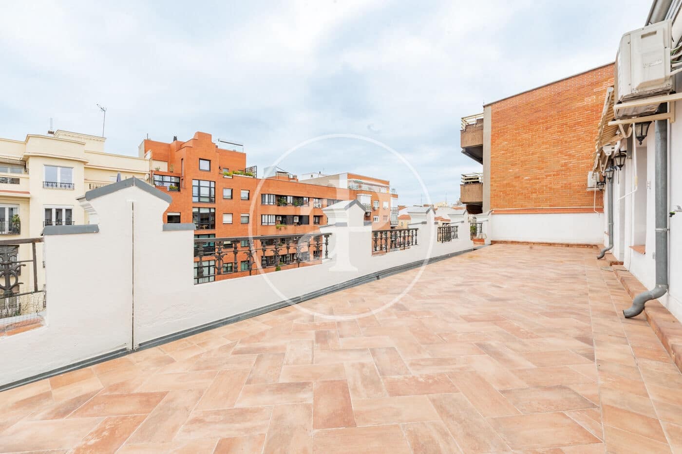 3 bedroom Penthouse for sale in Madrid city - € 2,180,000 (Ref: 9711980)