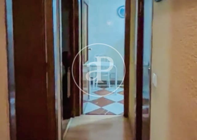 5 slaapkamer Appartement te koop in Ventas, Madrid stad - € 625.000 (Ref: 9711982)