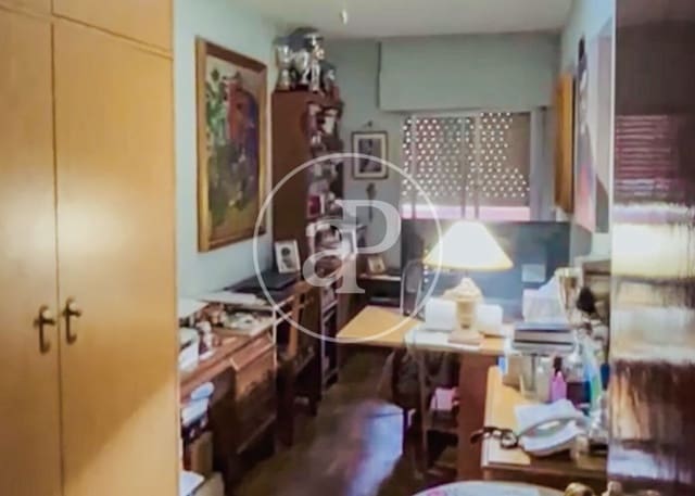 5 slaapkamer Appartement te koop in Ventas, Madrid stad - € 625.000 (Ref: 9711982)