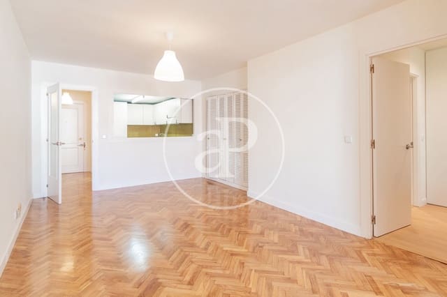 2 bedroom Apartment for rent in Universidad, Madrid city - € 1,900 (Ref: 9711984)