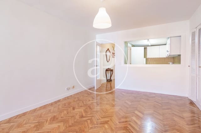 2 bedroom Apartment for rent in Universidad, Madrid city - € 1,900 (Ref: 9711984)