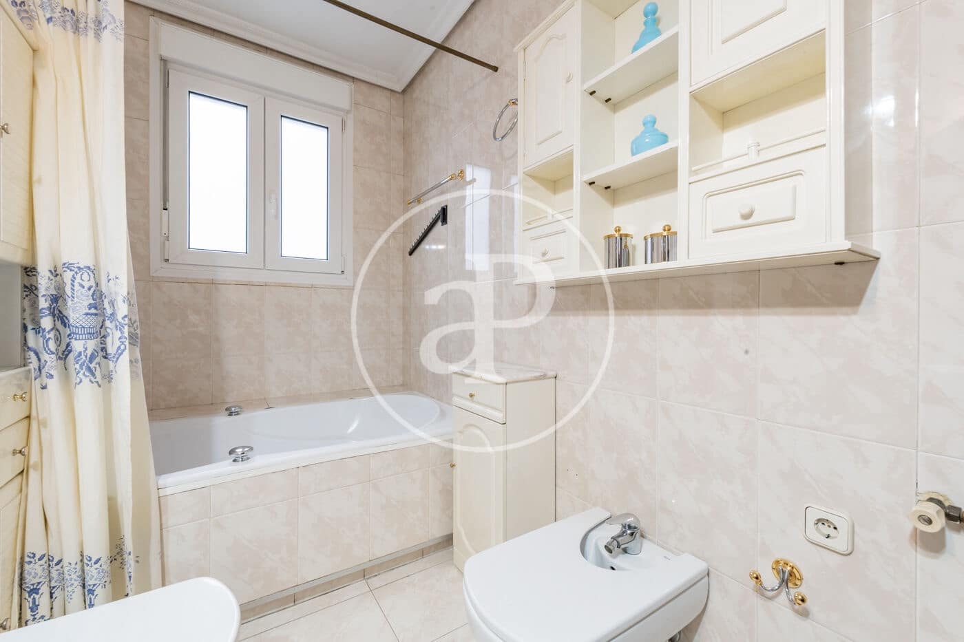 3 bedroom Apartment for sale in Madrid city - € 1,115,000 (Ref: 9711985)