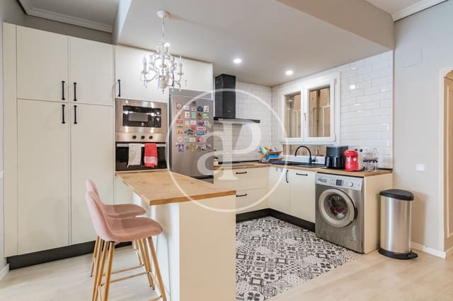 2 bedroom Apartment for sale in Embajadores, Madrid city - € 720,000 (Ref: 9711989)