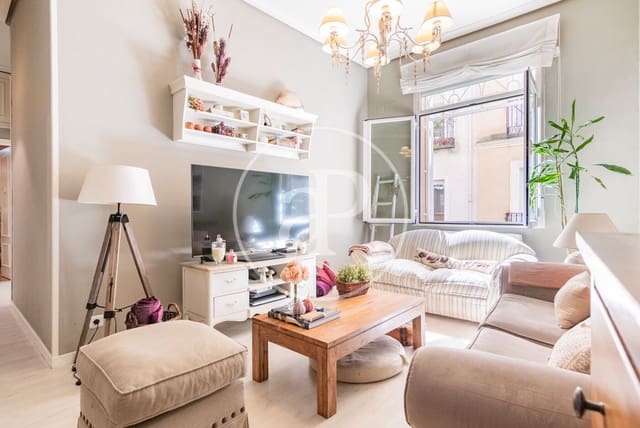 2 bedroom Apartment for sale in Embajadores, Madrid city - € 720,000 (Ref: 9711989)