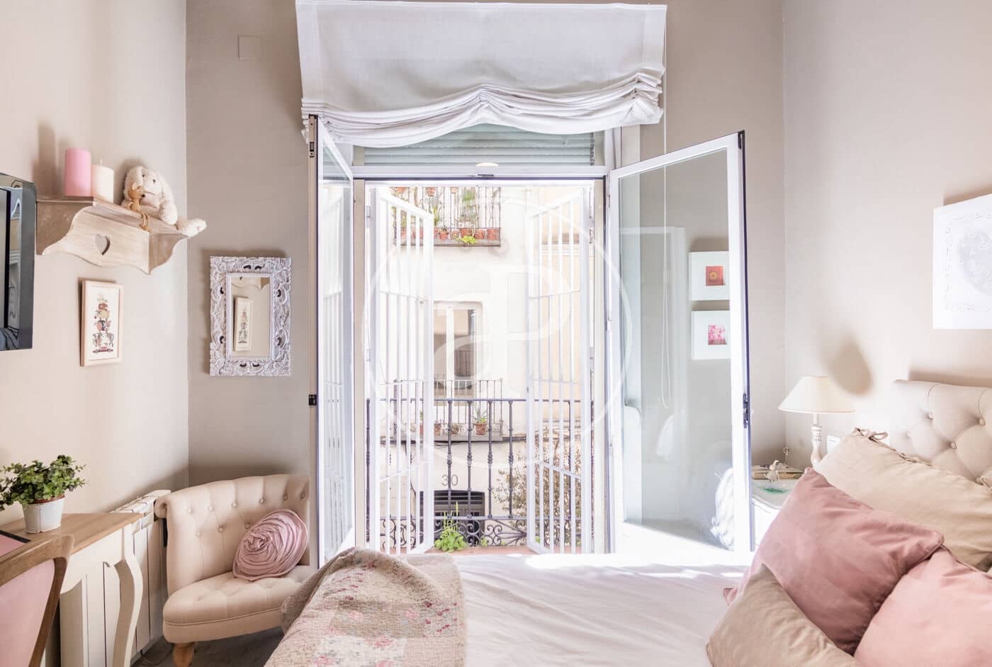 2 bedroom Apartment for sale in Madrid city - € 720,000 (Ref: 9711989)