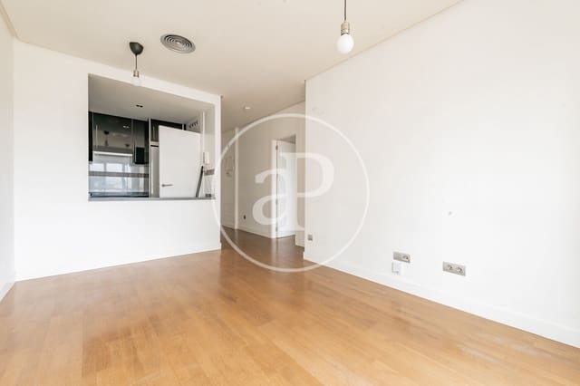 1 quarto Apartamento para arrendar em Valdefuentes, Madrid cidade com piscina - 1 450 € (Ref: 9714941)