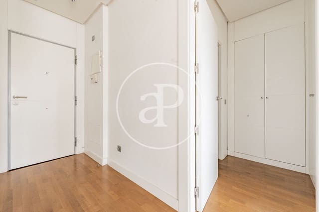 1 quarto Apartamento para arrendar em Valdefuentes, Madrid cidade com piscina - 1 450 € (Ref: 9714941)