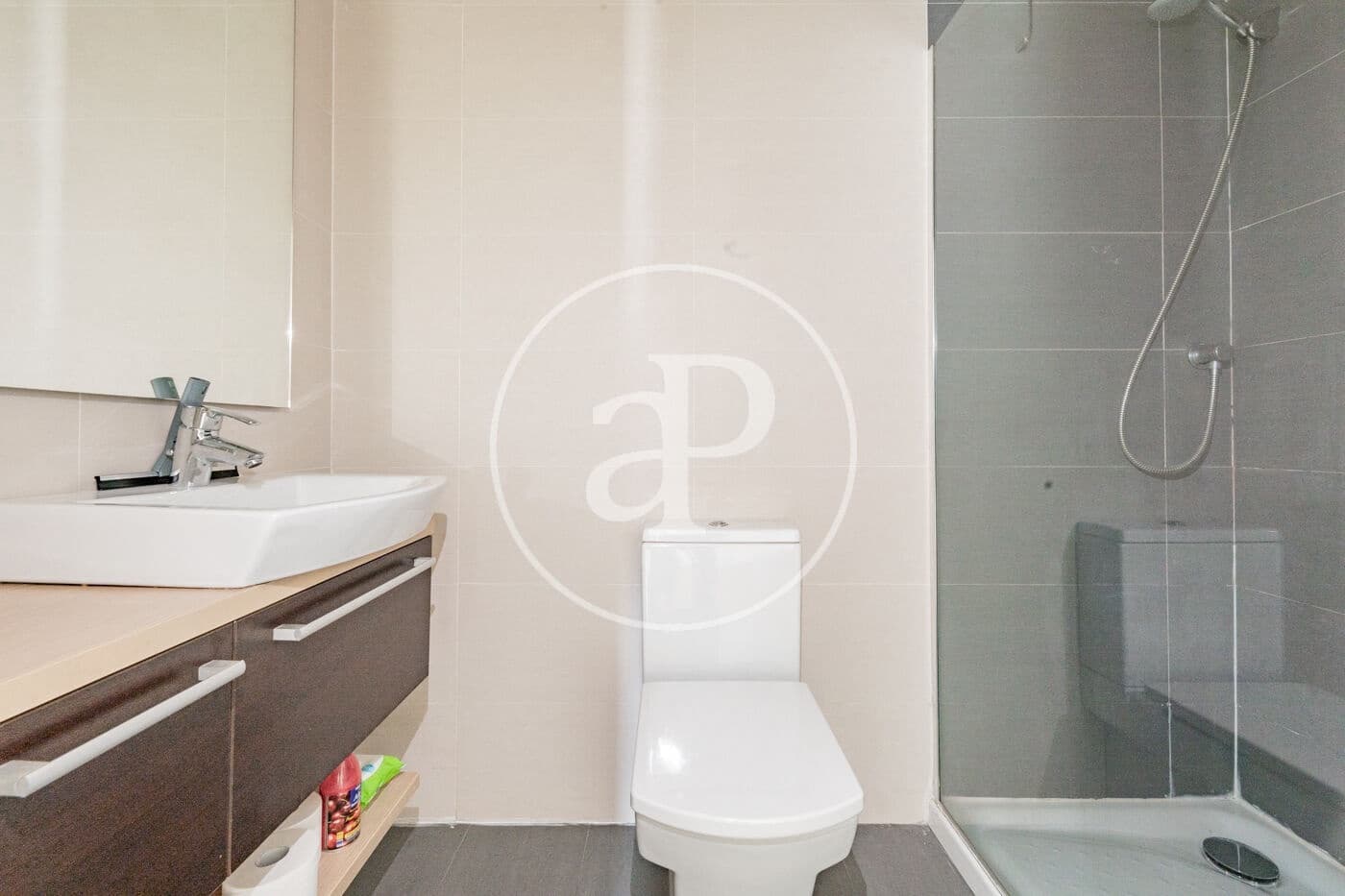 1 soveværelse Lejlighed til leje i Madrid by med swimmingpool - € 1.450 (Ref: 9714941)