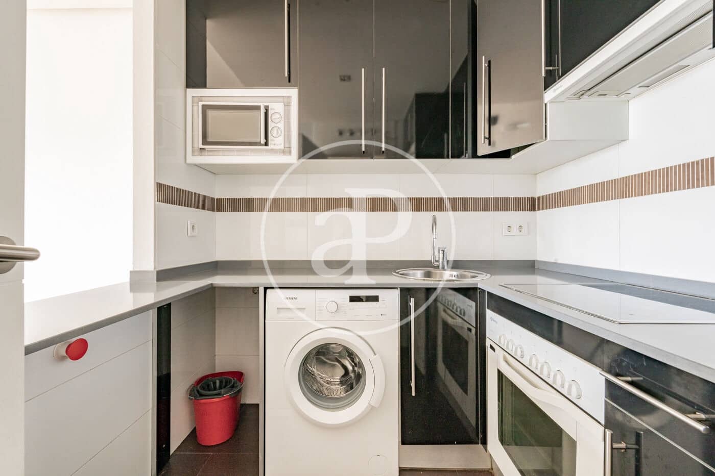 1 soveværelse Lejlighed til leje i Madrid by med swimmingpool - € 1.450 (Ref: 9714941)