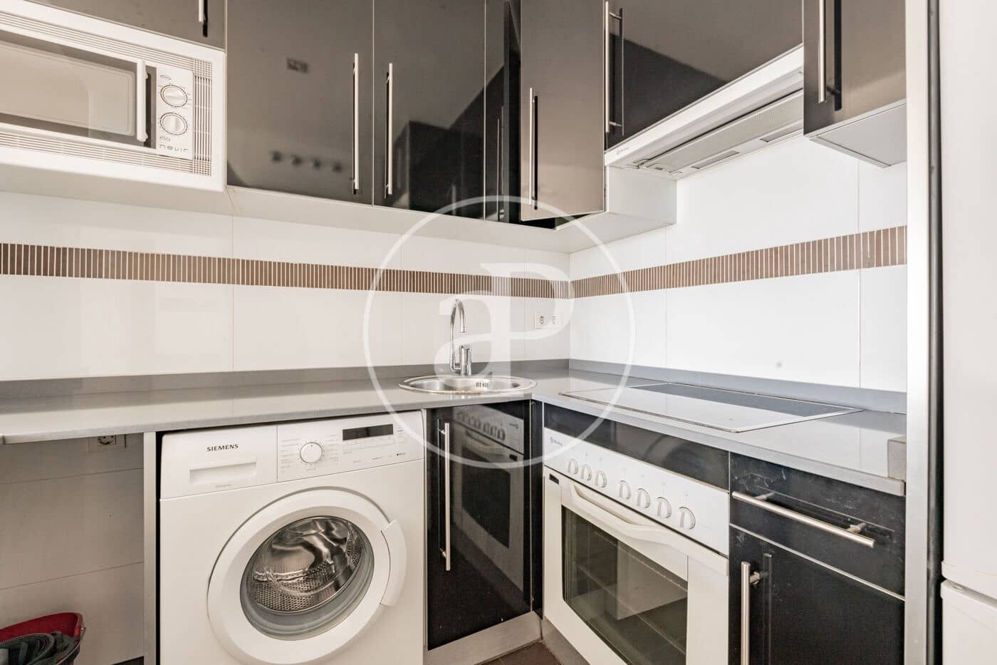 1 soveværelse Lejlighed til leje i Madrid by med swimmingpool - € 1.450 (Ref: 9714941)