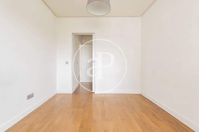 1 quarto Apartamento para arrendar em Valdefuentes, Madrid cidade com piscina - 1 450 € (Ref: 9714941)