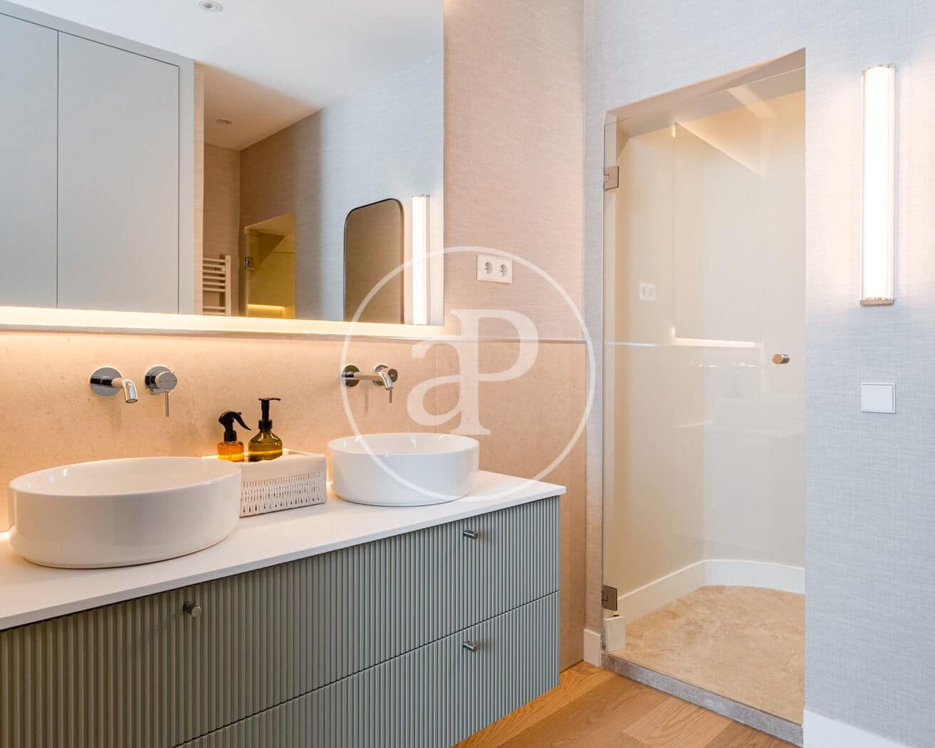 3 bedroom Apartment for sale in Madrid city - € 2,300,000 (Ref: 9714942)