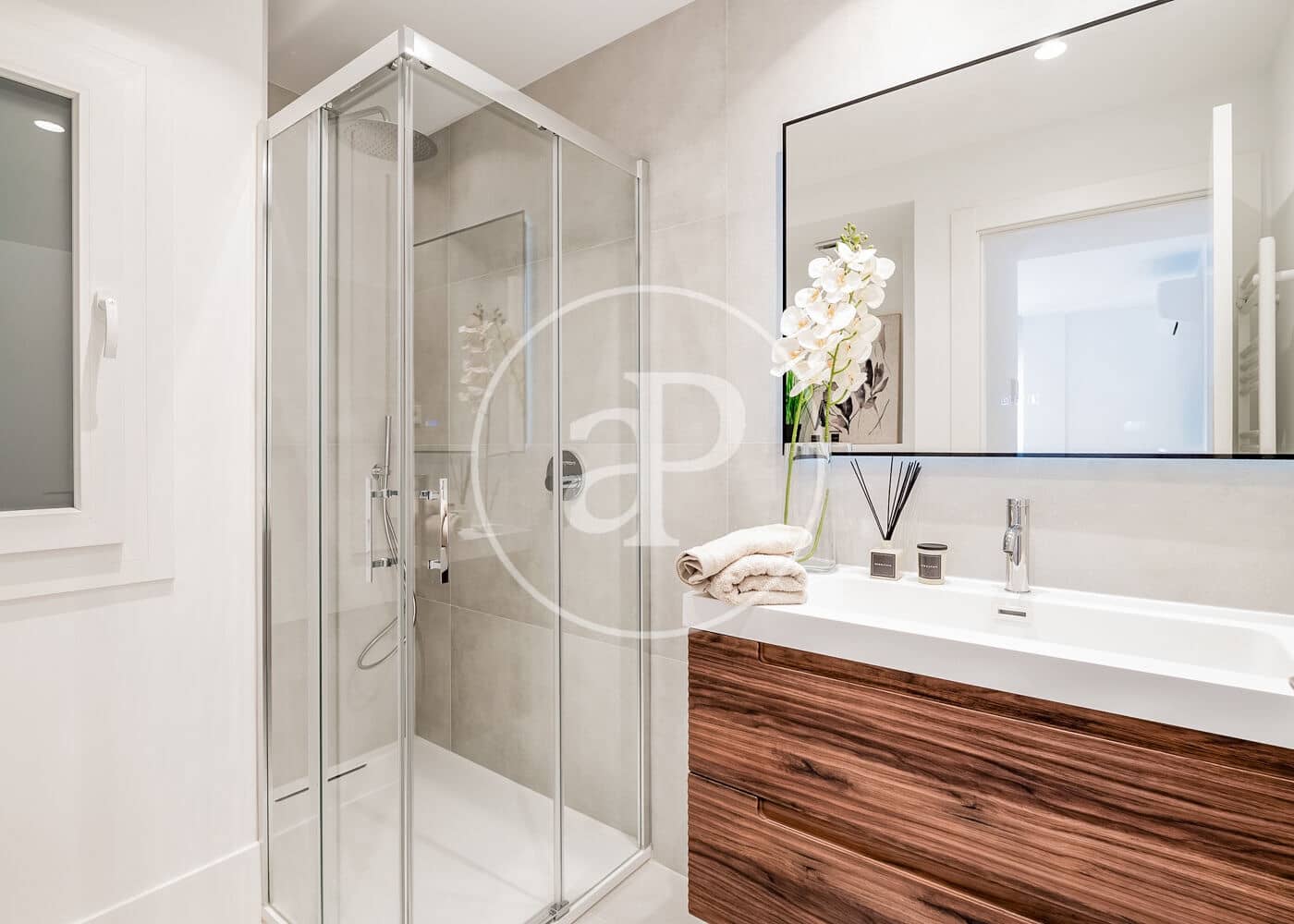 2 slaapkamer Appartement te koop in Madrid stad - € 990.000 (Ref: 9714944)