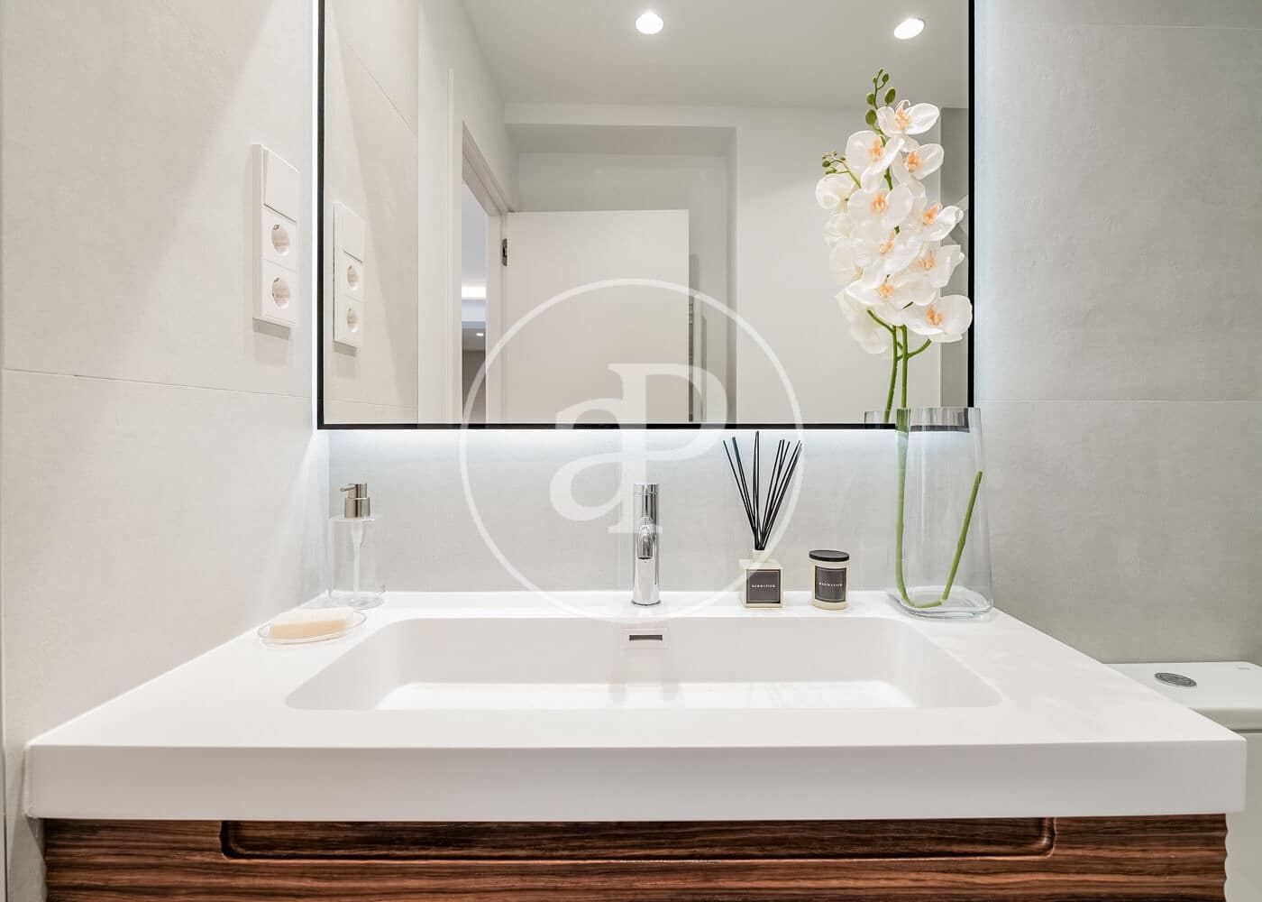 2 slaapkamer Appartement te koop in Madrid stad - € 990.000 (Ref: 9714944)