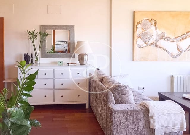 1 bedroom Apartment for sale in Legazpi, Madrid city with pool - € 875,000 (Ref: 9714945)