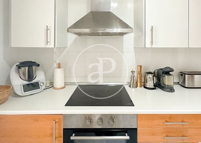 1 bedroom Apartment for sale in Legazpi, Madrid city with pool - € 875,000 (Ref: 9714945)