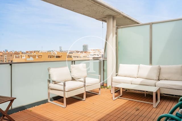 2 bedroom Penthouse for sale in Legazpi, Madrid city with pool - € 780,000 (Ref: 9714945)