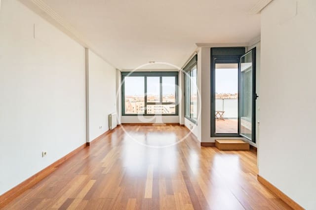 2 bedroom Penthouse for sale in Legazpi, Madrid city with pool - € 780,000 (Ref: 9714945)