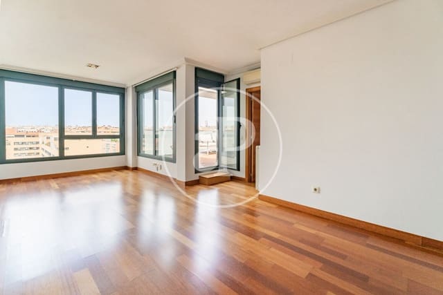 2 bedroom Penthouse for sale in Legazpi, Madrid city with pool - € 780,000 (Ref: 9714945)