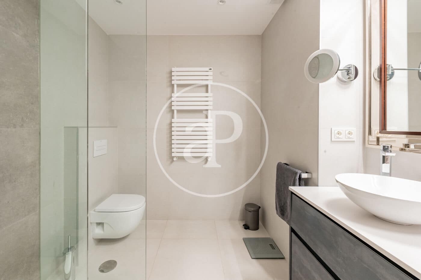 3 soveværelse Lejlighed til salg i Madrid by - € 1.475.000 (Ref: 9714947)