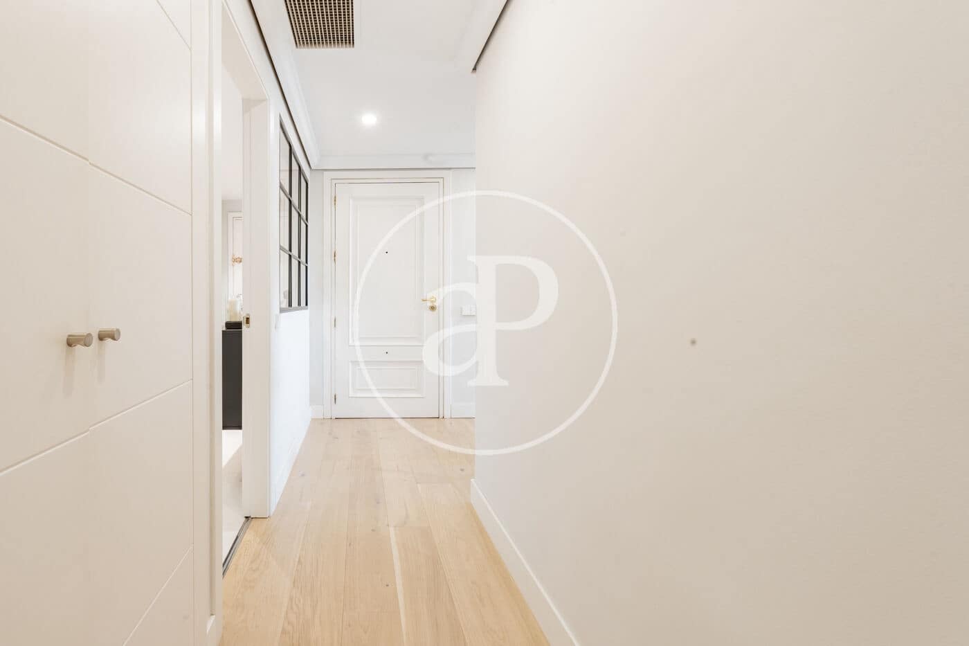 3 soveværelse Lejlighed til salg i Madrid by - € 1.475.000 (Ref: 9714947)