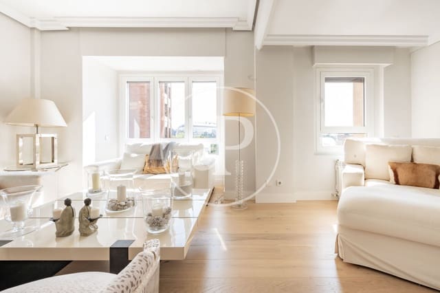 3 soveværelse Lejlighed til salg i Nueva España, Madrid by - € 1.475.000 (Ref: 9714947)