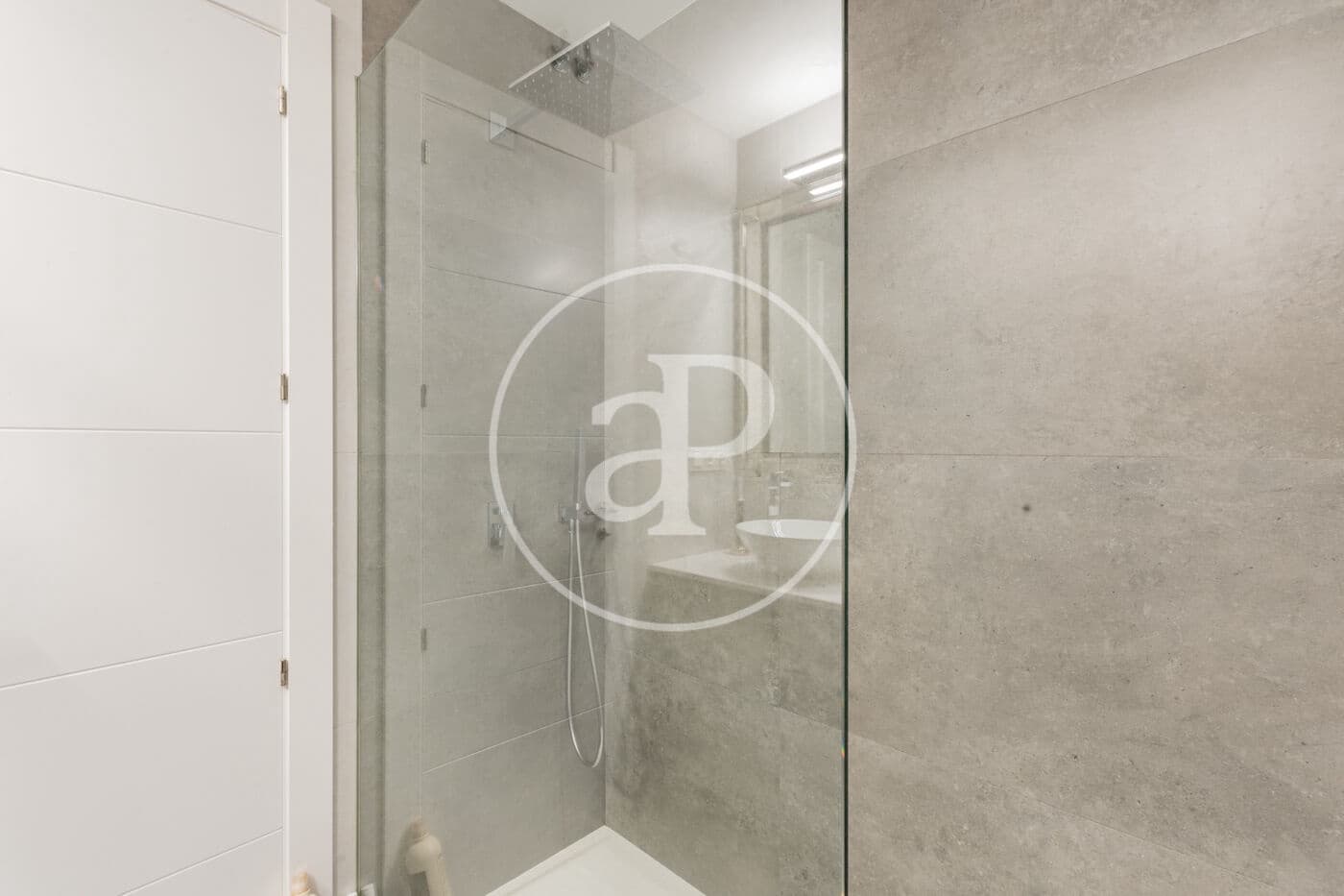 3 soveværelse Lejlighed til salg i Madrid by - € 1.475.000 (Ref: 9714947)