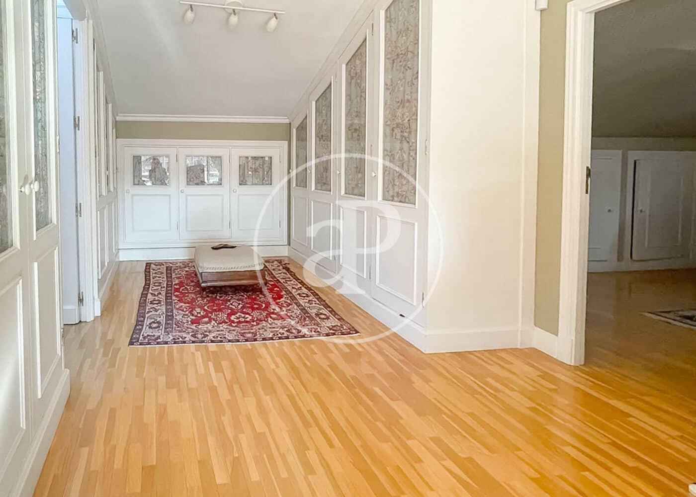 4 sovrum Lägenhet till salu i La Moraleja med pool - 1 650 000 € (Ref: 9714948)