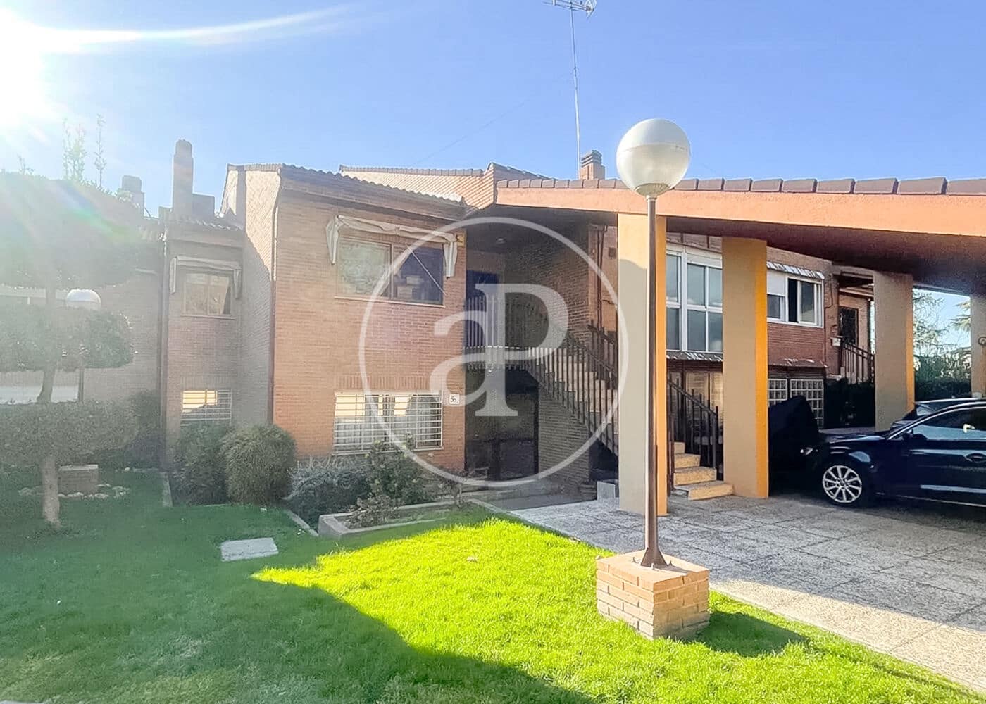 4 sovrum Lägenhet till salu i La Moraleja med pool - 1 650 000 € (Ref: 9714948)